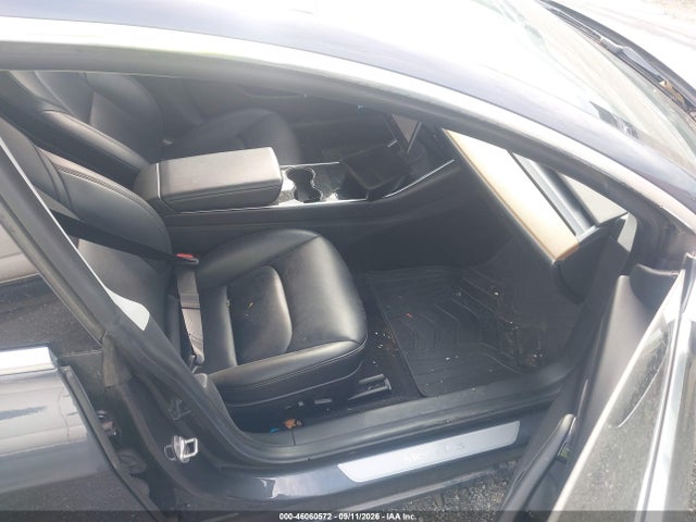 Продаж на аукціоні авто 2019 Tesla Model 3 Long Range/mid Range/standard Range/standard Range Plus, vin: 5YJ3E1EAXKF407219, номер лоту: 46060572