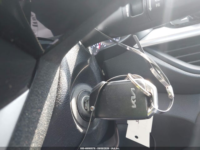 2022 Kia Forte Lxs მანქანა იყიდება აუქციონზე, vin: 3KPF24AD5NE437066, აუქციონის ნომერი: 46060576