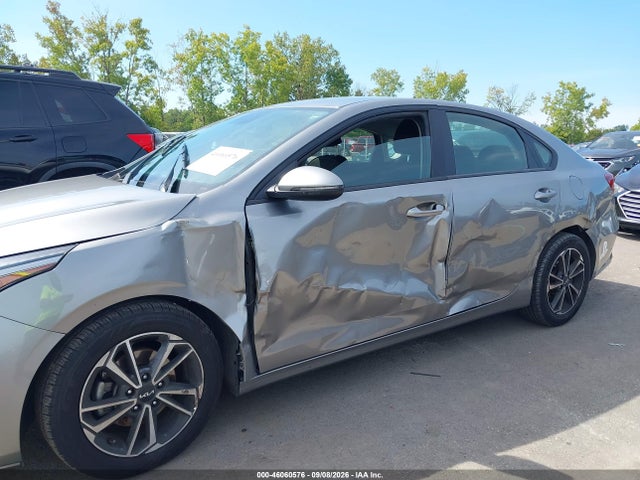 2022 Kia Forte Lxs მანქანა იყიდება აუქციონზე, vin: 3KPF24AD5NE437066, აუქციონის ნომერი: 46060576