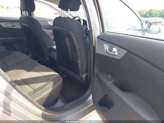 2022 Kia Forte Lxs მანქანა იყიდება აუქციონზე, vin: 3KPF24AD5NE437066, აუქციონის ნომერი: 46060576