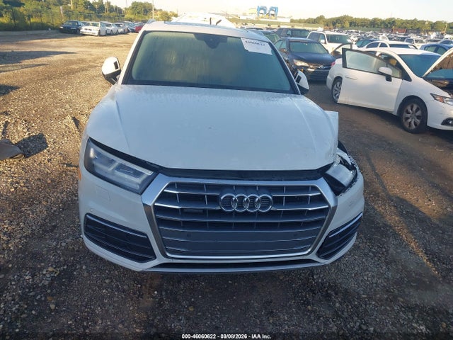 46060622 :رقم المزاد ، WA1BNAFY6K2085585 vin ، 2019 Audi Q5 45 Premium مزاد بيع