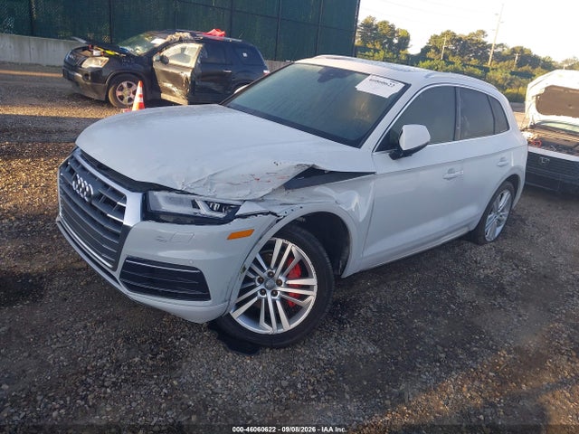 46060622 :رقم المزاد ، WA1BNAFY6K2085585 vin ، 2019 Audi Q5 45 Premium مزاد بيع