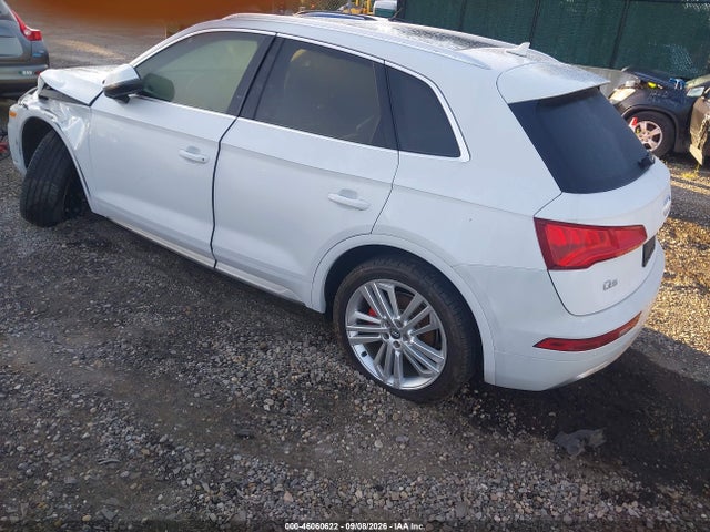46060622 :رقم المزاد ، WA1BNAFY6K2085585 vin ، 2019 Audi Q5 45 Premium مزاد بيع