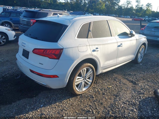 46060622 :رقم المزاد ، WA1BNAFY6K2085585 vin ، 2019 Audi Q5 45 Premium مزاد بيع