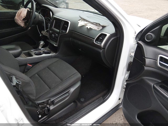 46060627 :رقم المزاد ، 1C4RJFAG8JC305992 vin ، 2018 Jeep Grand Cherokee Laredo E 4x4 مزاد بيع