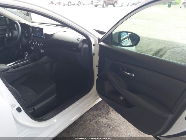 Продажа на аукционе авто 2024 Nissan Sentra Sv Xtronic Cvt, vin: 3N1AB8CV9RY372527, номер лота: 46060631
