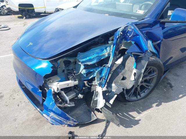 Продажа на аукционе авто 2024 Tesla Model Y, vin: 7SAYGDED1RF191950, номер лота: 46060632