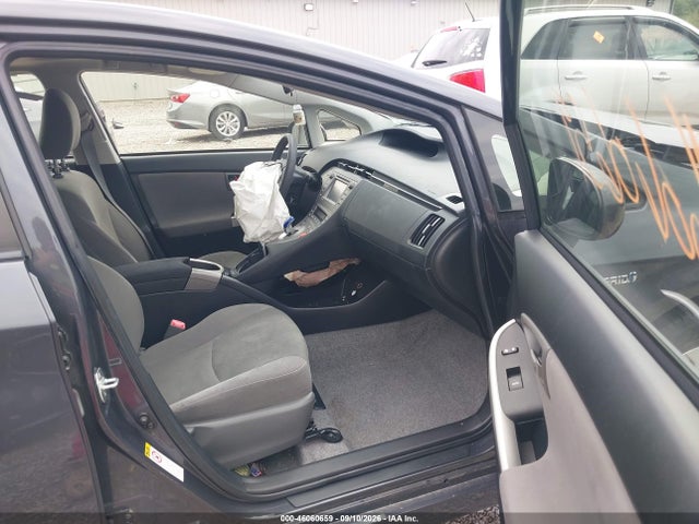 46060659 :رقم المزاد ، JTDKN3DU5D5594893 vin ، 2013 Toyota Prius Three مزاد بيع
