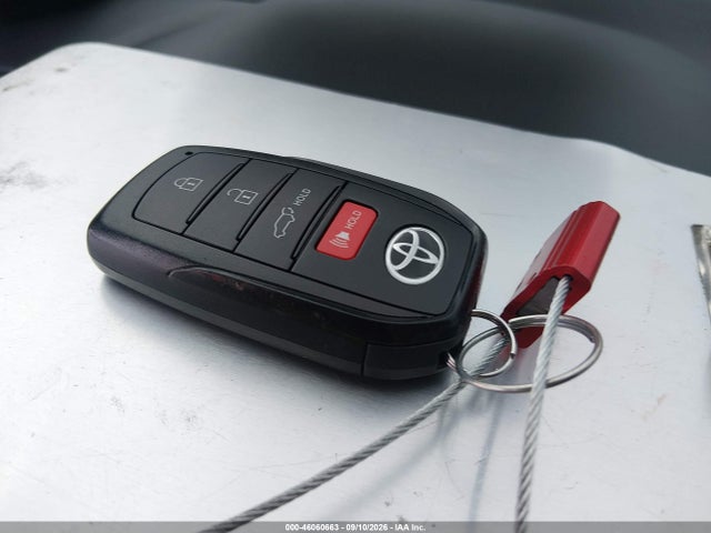 46060663 :رقم المزاد ، 7MUFBABG8TV109219 vin ، 2026 Toyota Corolla Cross Hybrid Xse مزاد بيع