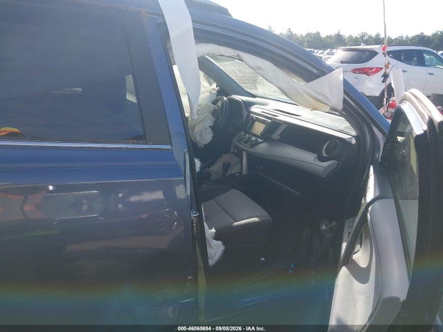 2013 Toyota Rav4 Le მანქანა იყიდება აუქციონზე, vin: JTMBFREV9D5005903, აუქციონის ნომერი: 46060694