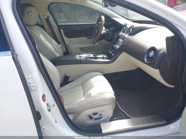 Продажа на аукционе авто 2011 Jaguar Xj Xjl Supercharged, vin: SAJWA2GEXBMV07683, номер лота: 46060696
