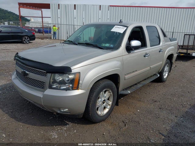 46060723 :رقم المزاد ، 3GNFK12328G190447 vin ، 2008 Chevrolet Avalanche 1500 Lt مزاد بيع
