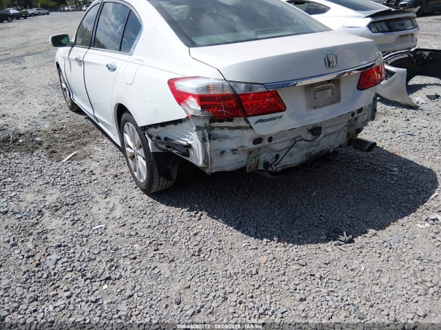 Продажа на аукционе авто 2015 Honda Accord Ex-l, vin: 1HGCR2F85FA031843, номер лота: 46060772