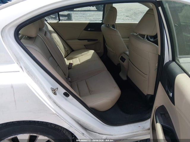 Продажа на аукционе авто 2015 Honda Accord Ex-l, vin: 1HGCR2F85FA031843, номер лота: 46060772