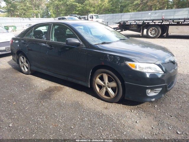 46060775 :رقم المزاد ، 4T1BF3EK1BU209029 vin ، 2011 Toyota Camry Se مزاد بيع