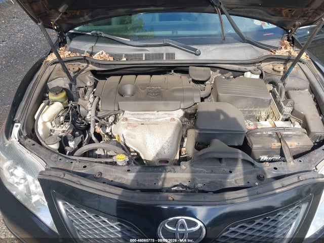 46060775 :رقم المزاد ، 4T1BF3EK1BU209029 vin ، 2011 Toyota Camry Se مزاد بيع