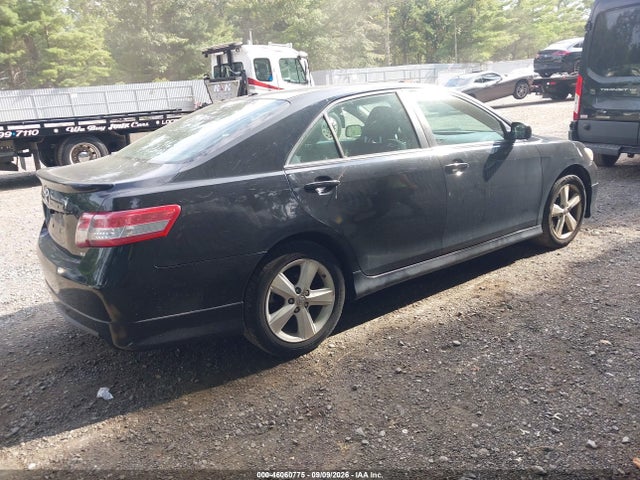 46060775 :رقم المزاد ، 4T1BF3EK1BU209029 vin ، 2011 Toyota Camry Se مزاد بيع
