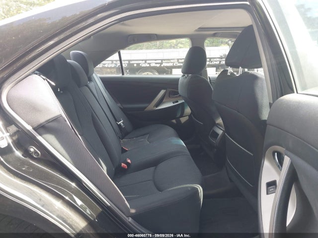 46060775 :رقم المزاد ، 4T1BF3EK1BU209029 vin ، 2011 Toyota Camry Se مزاد بيع
