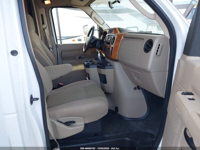 Продажа на аукционе авто 2009 Ford E-450 Cutaway, vin: 1FDXE45S69DA49805, номер лота: 46060793