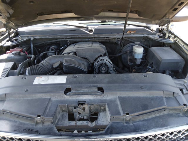 46060803 :رقم المزاد ، 1GNSCHE02DR101105 vin ، 2013 Chevrolet Suburban 1500 Ls مزاد بيع