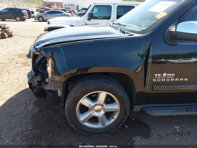 46060803 :رقم المزاد ، 1GNSCHE02DR101105 vin ، 2013 Chevrolet Suburban 1500 Ls مزاد بيع
