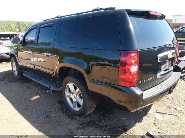 46060803 :رقم المزاد ، 1GNSCHE02DR101105 vin ، 2013 Chevrolet Suburban 1500 Ls مزاد بيع