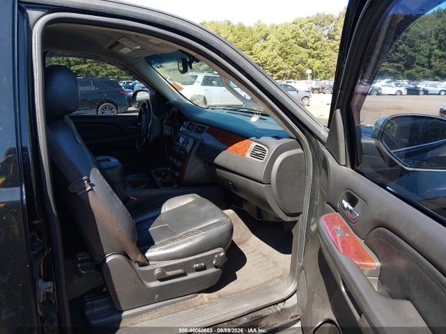 46060803 :رقم المزاد ، 1GNSCHE02DR101105 vin ، 2013 Chevrolet Suburban 1500 Ls مزاد بيع