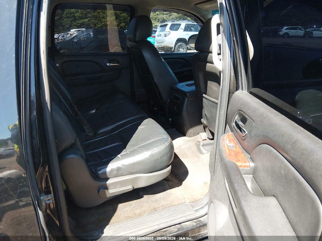 46060803 :رقم المزاد ، 1GNSCHE02DR101105 vin ، 2013 Chevrolet Suburban 1500 Ls مزاد بيع