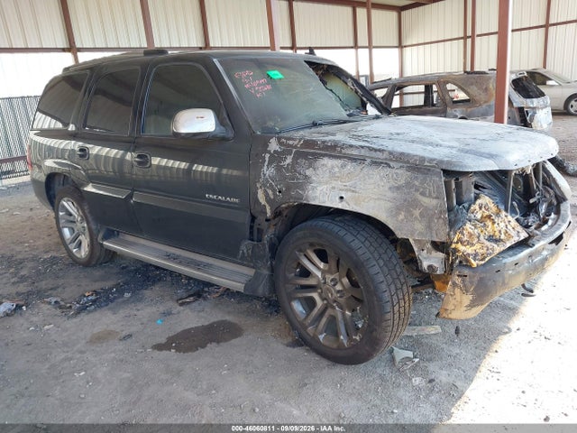 46060811 :رقم المزاد ، 1GYEC63N56R155634 vin ، 2006 Cadillac Escalade Standard مزاد بيع