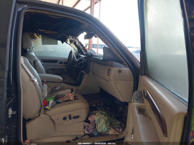 46060811 :رقم المزاد ، 1GYEC63N56R155634 vin ، 2006 Cadillac Escalade Standard مزاد بيع