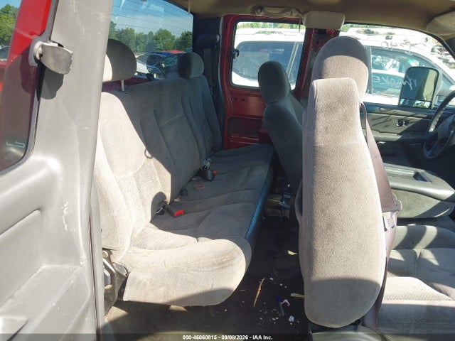 Продаж на аукціоні авто 2005 Chevrolet Silverado 2500hd Ls, vin: 1GCHK29U75E219790, номер лоту: 46060815
