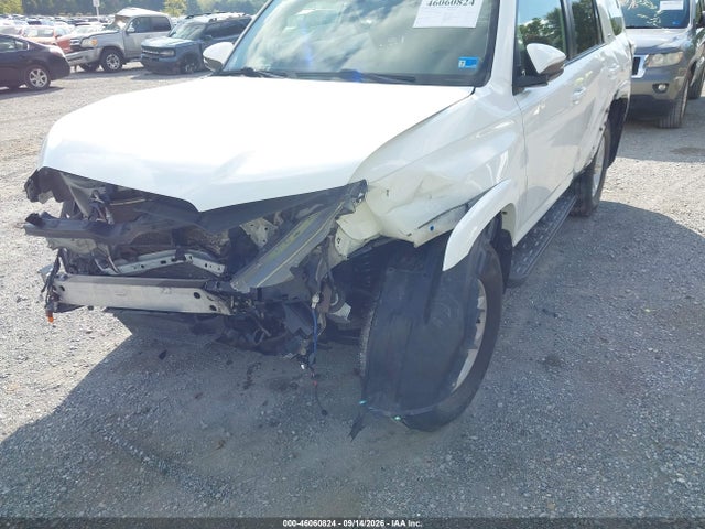 Продаж на аукціоні авто 2014 Toyota 4runner Sr5 Premium, vin: JTEBU5JR3E5154568, номер лоту: 46060824