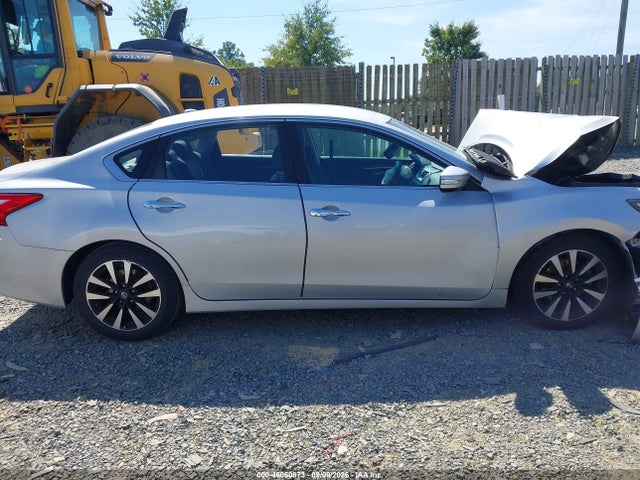2018 Nissan Altima 2.5 Sl მანქანა იყიდება აუქციონზე, vin: 1N4AL3AP7JC157362, აუქციონის ნომერი: 46060873