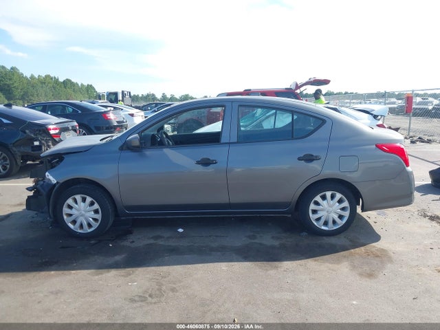 2016 Nissan Versa 1.6 S მანქანა იყიდება აუქციონზე, vin: 3N1CN7AP5GL883211, აუქციონის ნომერი: 46060875
