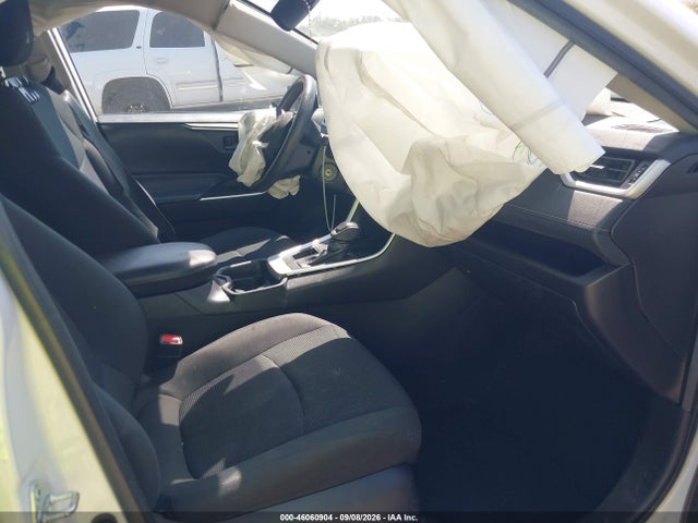 Продаж на аукціоні авто 2021 Toyota Rav4 Le, vin: 2T3H1RFV4MC101570, номер лоту: 46060904