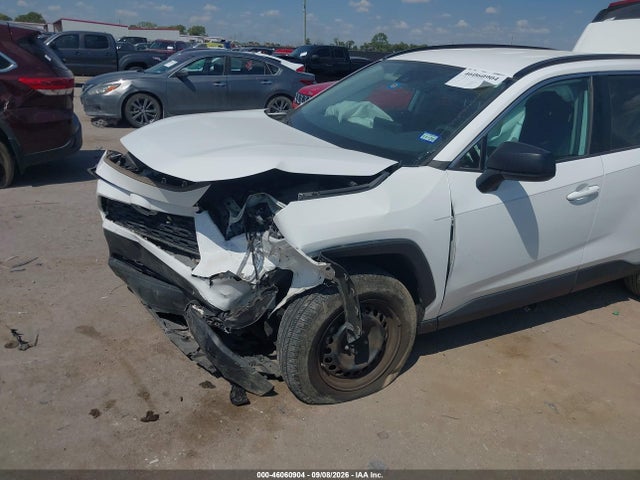 Продаж на аукціоні авто 2021 Toyota Rav4 Le, vin: 2T3H1RFV4MC101570, номер лоту: 46060904