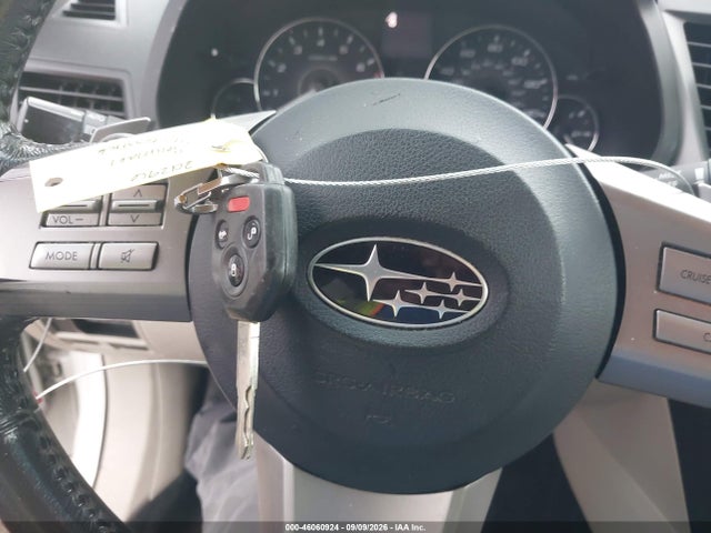 46060924 :رقم المزاد ، 4S4BRBCC6B3328360 vin ، 2011 Subaru Outback 2.5i Premium مزاد بيع