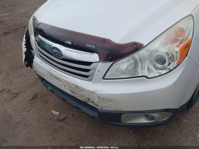 46060924 :رقم المزاد ، 4S4BRBCC6B3328360 vin ، 2011 Subaru Outback 2.5i Premium مزاد بيع