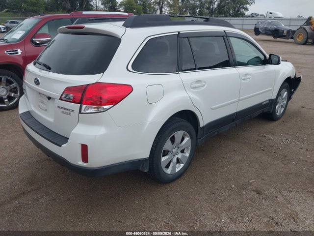 46060924 :رقم المزاد ، 4S4BRBCC6B3328360 vin ، 2011 Subaru Outback 2.5i Premium مزاد بيع