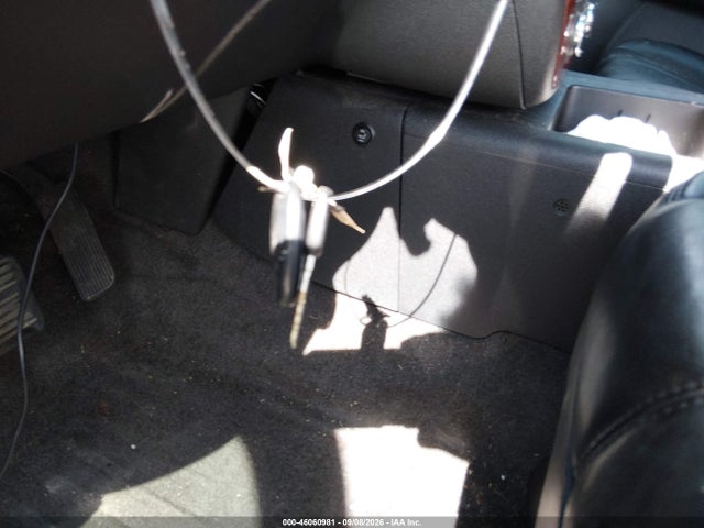 46060981 :رقم المزاد ، 1GNGK56K29R203812 vin ، 2009 Chevrolet Suburban 2500 Lt2 مزاد بيع