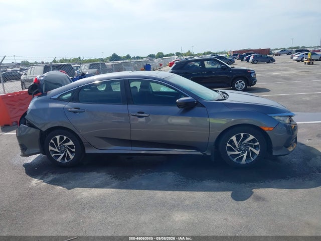 2018 Honda Civic Ex მანქანა იყიდება აუქციონზე, vin: 19XFC2F77JE032227, აუქციონის ნომერი: 46060985