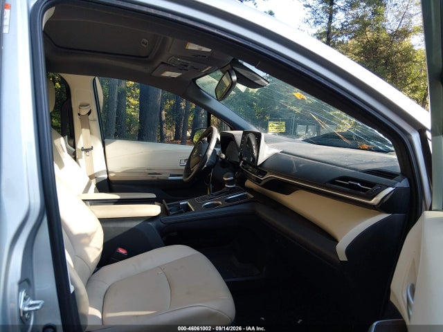 Продажа на аукционе авто 2021 Toyota Sienna Xle, vin: 5TDYRKEC4MS008242, номер лота: 46061002