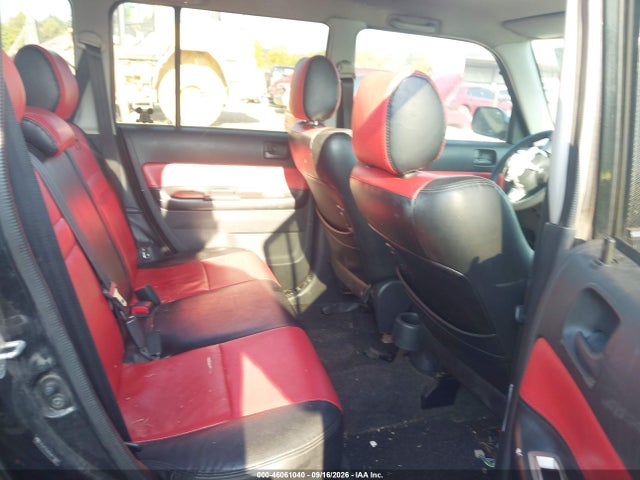 46061040 :رقم المزاد ، JTLKT324064113891 vin ، 2006 Scion Xb مزاد بيع