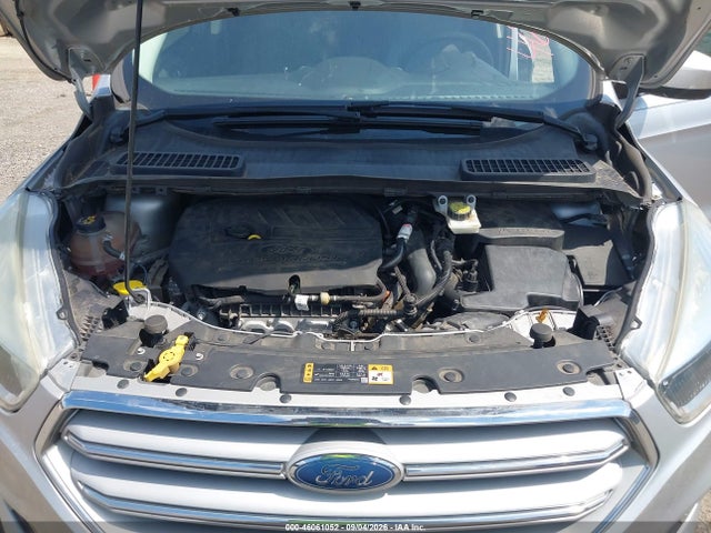 Продажа на аукционе авто 2018 Ford Escape Se, vin: 1FMCU9GD2JUB39549, номер лота: 46061052