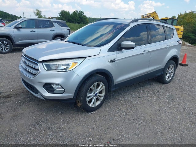 Продажа на аукционе авто 2018 Ford Escape Se, vin: 1FMCU9GD2JUB39549, номер лота: 46061052