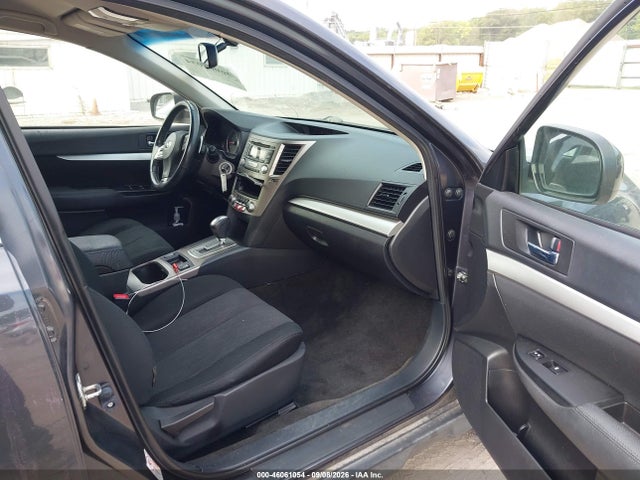 2013 Subaru Outback 2.5i Premium მანქანა იყიდება აუქციონზე, vin: 4S4BRCCC8D3255436, აუქციონის ნომერი: 46061054