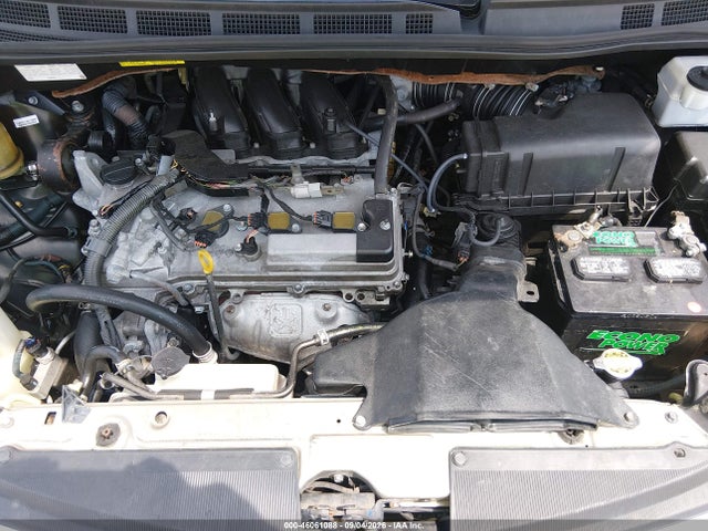 46061088 :رقم المزاد ، 5TDKK4CC2AS327806 vin ، 2010 Toyota Sienna Le مزاد بيع