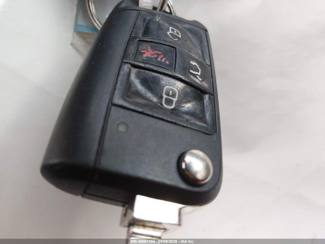 46061104 :رقم المزاد ، 1V2AC2CA7MC217768 vin ، 2021 Volkswagen Atlas Cross Sport 2.0t S مزاد بيع
