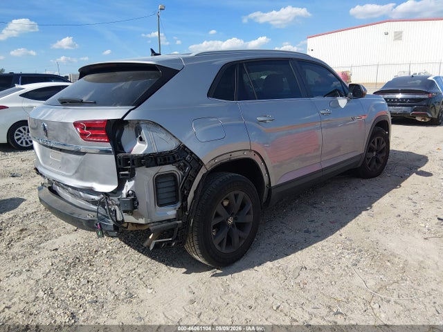 46061104 :رقم المزاد ، 1V2AC2CA7MC217768 vin ، 2021 Volkswagen Atlas Cross Sport 2.0t S مزاد بيع