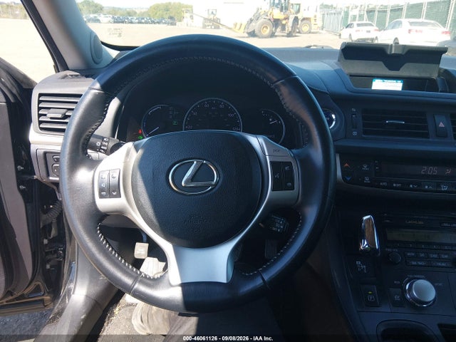 46061126 :رقم المزاد ، JTHKD5BH7C2065660 vin ، 2012 Lexus Ct 200h Premium مزاد بيع